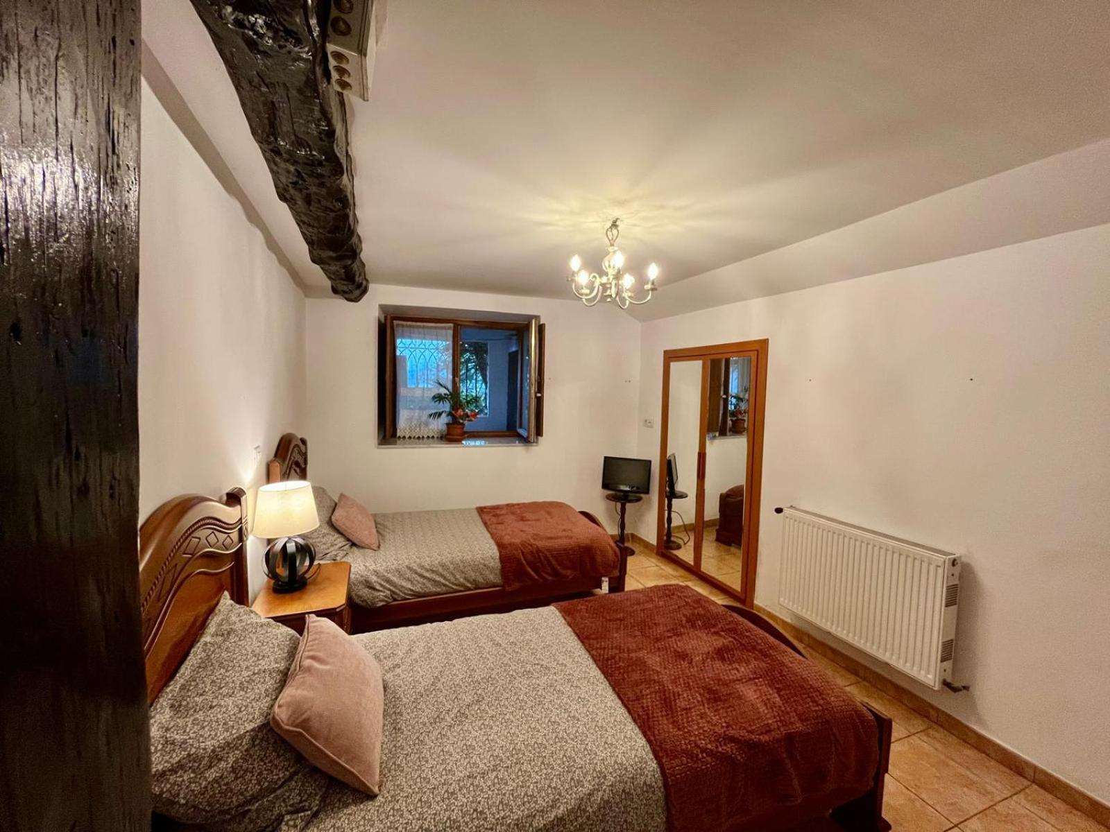 Bilbo Near Atico Rural Con Terraza Apartment Basauri Ngoại thất bức ảnh